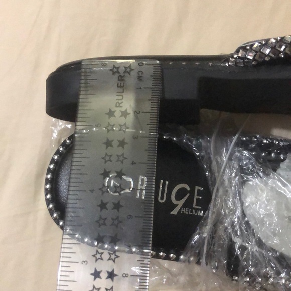 Black rhinestone sandal slipper size 7 but fit women 6 brand new shoe - Picture 9 of 9